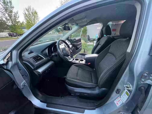 Silver 2019 Subaru Outback 2.5i Premium