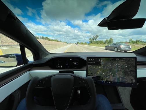 Blue 2022 Tesla Model X Long Range