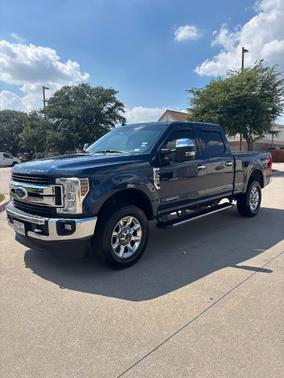 Blue 2019 Ford F-250 XLT