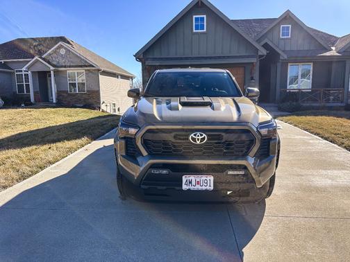2025 Toyota Tacoma TRD Sport