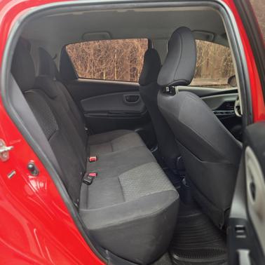 2015 Toyota Yaris L