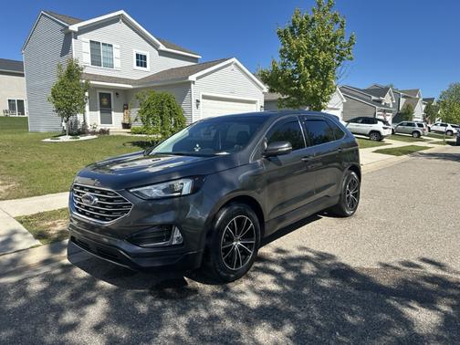 2020 Ford Edge SEL