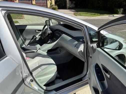 2010 Toyota Prius I