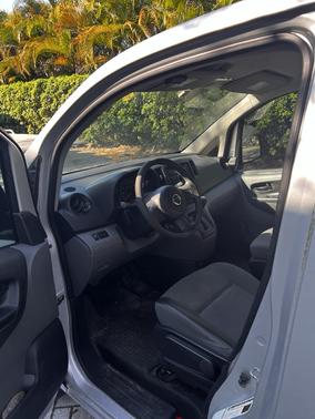 2015 Nissan NV200 S