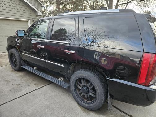2007 Cadillac Escalade Base
