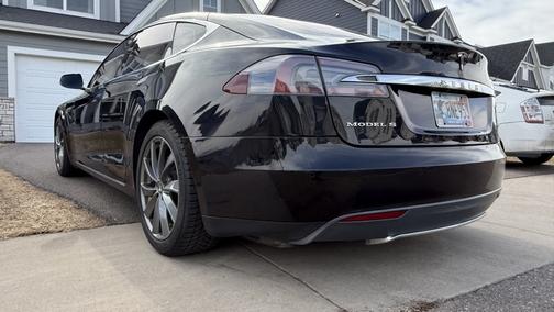 2015 Tesla Model S 85D