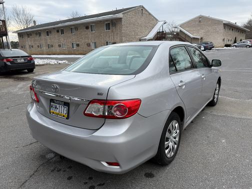 2012 Toyota Corolla LE
