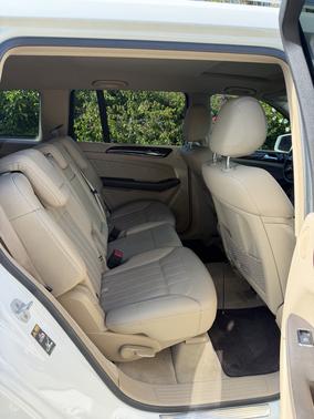 White 2016 Mercedes-Benz GL-Class GL 450 4MATIC