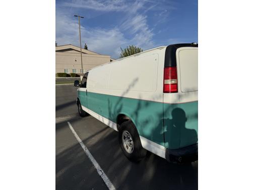 2011 Chevrolet Express 3500 Work Van