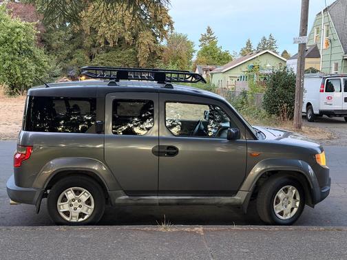Silver 2009 Honda Element LX