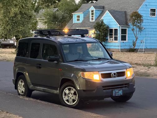 Silver 2009 Honda Element LX