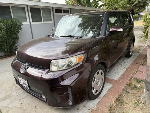 2012 Scion xB Base