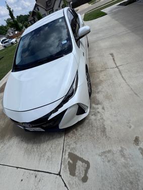 White 2020 Toyota Prius Prime XLE