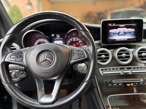 Black 2017 Mercedes-Benz GLC 300 4MATIC