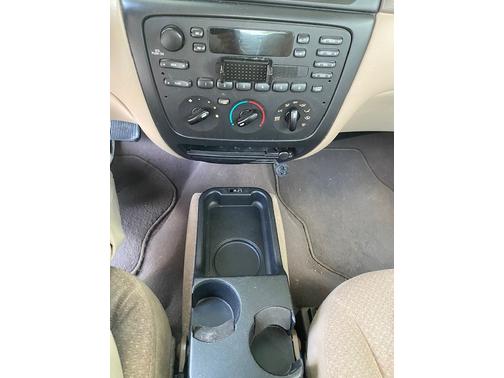 2000 Ford Taurus LX