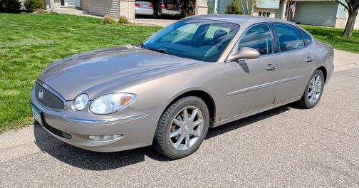 Gold 2007 Buick LaCrosse CXL