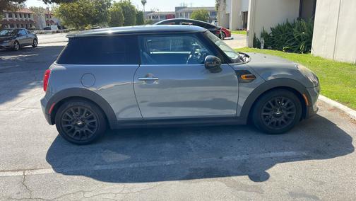 2015 MINI Hardtop Cooper