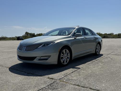 2014 Lincoln MKZ Hybrid Base
