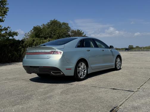 2014 Lincoln MKZ Hybrid Base