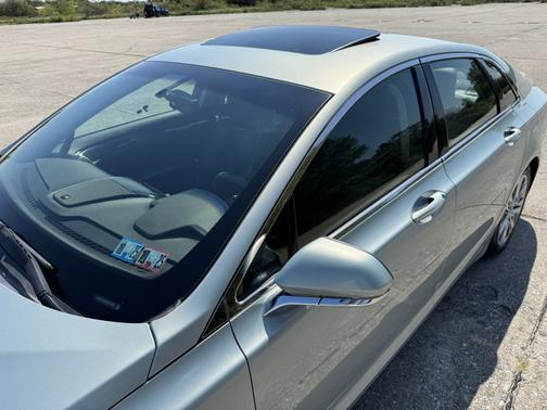 2014 Lincoln MKZ Hybrid Base