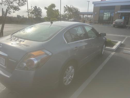 2010 Nissan Altima Hybrid Base