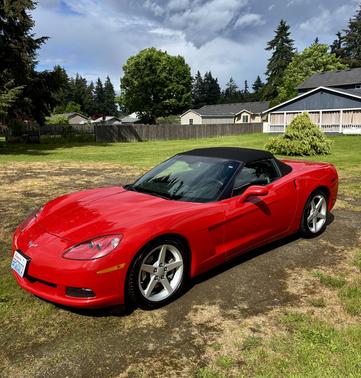 Red 2005 Chevrolet Corvette Base