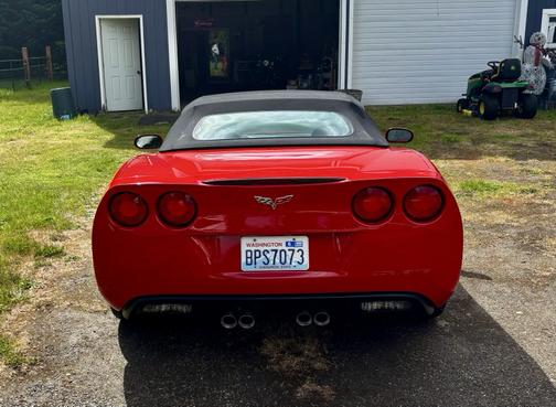 Red 2005 Chevrolet Corvette Base