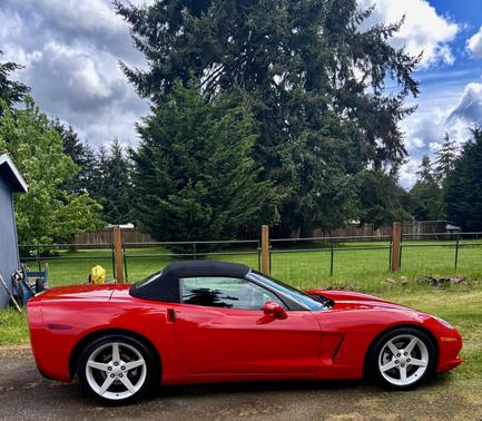 Red 2005 Chevrolet Corvette Base