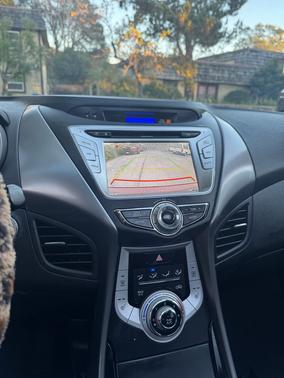 2011 Hyundai ELANTRA Limited