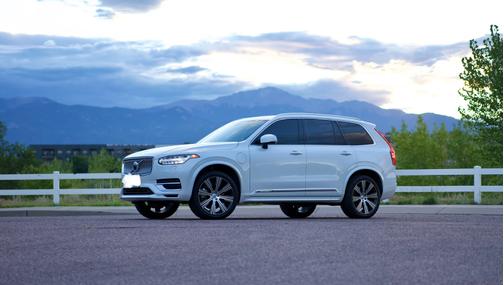 2022 Volvo XC90 Recharge Plug-In Hybrid T8 Inscription 7 Passenger