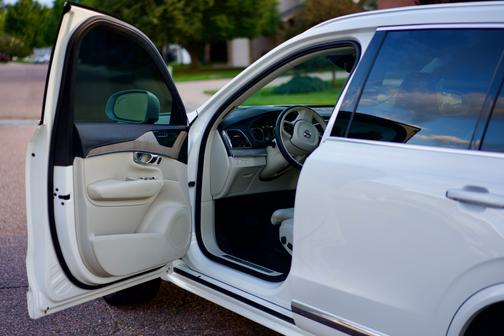 2022 Volvo XC90 Recharge Plug-In Hybrid T8 Inscription 7 Passenger