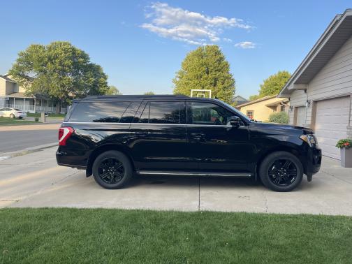 2021 Ford Expedition Max XLT