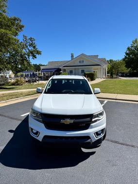 White 2016 Chevrolet Colorado Z71
