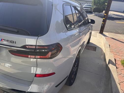 Gray 2024 BMW X7 M60i