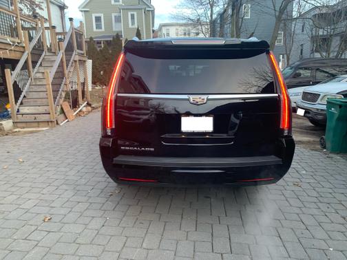 2018 Cadillac Escalade ESV Luxury