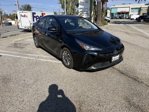 Black 2020 Toyota Prius XLE