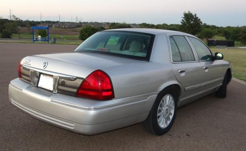 2010 Mercury Grand Marquis LS
