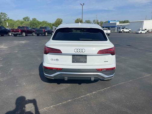 White 2021 Audi Q5 Sportback Premium Plus