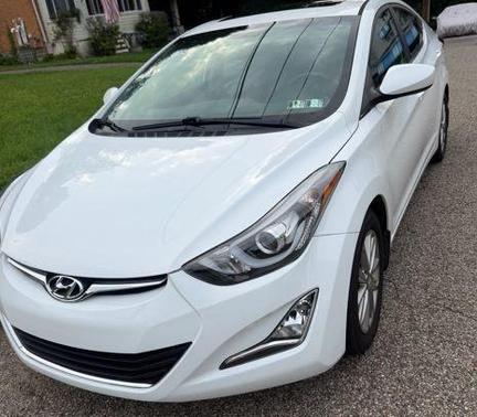White 2015 Hyundai ELANTRA SE