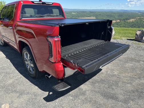2023 Toyota Tundra Hybrid Capstone