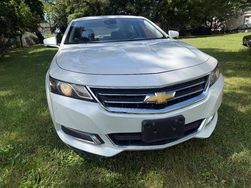 White 2017 Chevrolet Impala 1LT