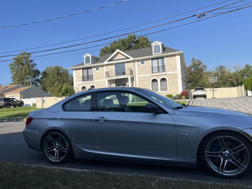2013 BMW 335 is