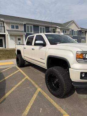 White 2015 GMC Sierra 1500 Denali