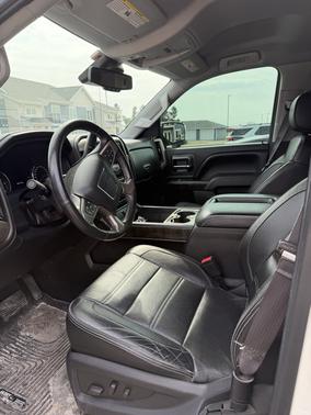 White 2015 GMC Sierra 1500 Denali