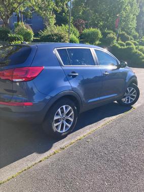 Blue 2014 Kia Sportage LX