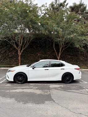 2019 Toyota Camry SE