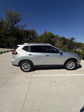 Silver 2018 Nissan Rogue SV