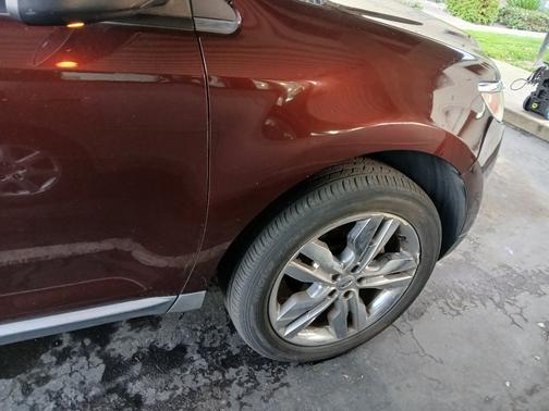 Red 2012 Ford Edge SEL
