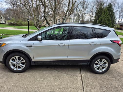Silver 2018 Ford Escape SE