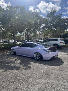 2013 Hyundai Genesis Coupe 2.0T Premium